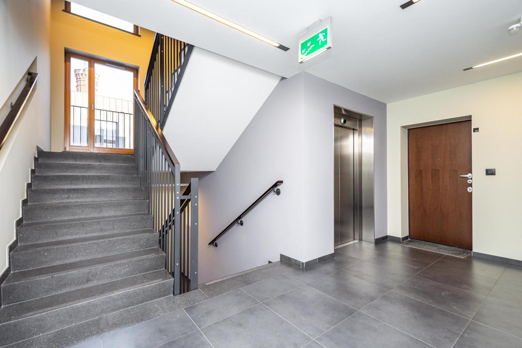 Rentplanet - Apartament Lubicz Cracovia Esterno foto
